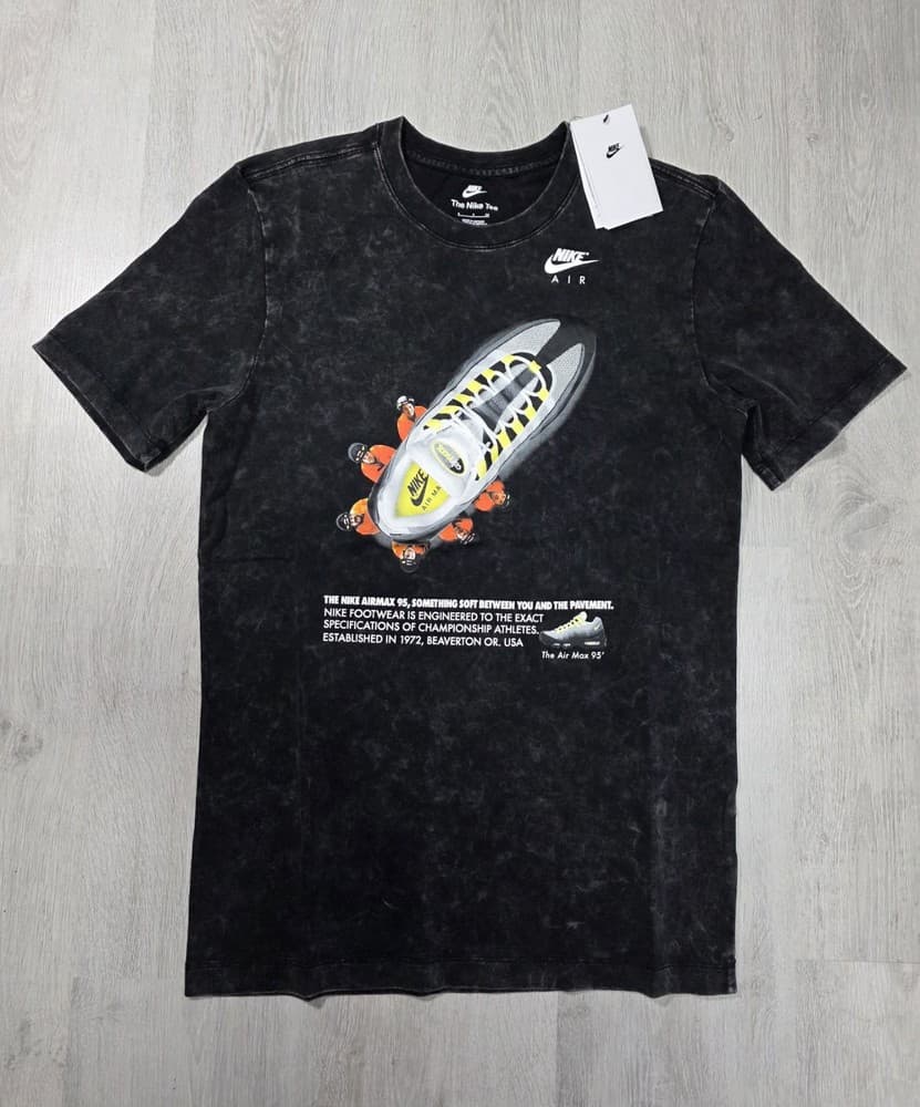 Nike Sportswear Air Max 95 T-Shirt HQ9277-010 Gr.S/M